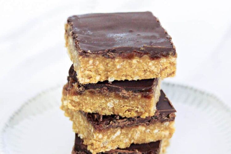 Crispy Caramel Squares | Healthy Vegan Treat | World of Vegan | #vegan #caramel #squares #snack #treat #worldofvegan