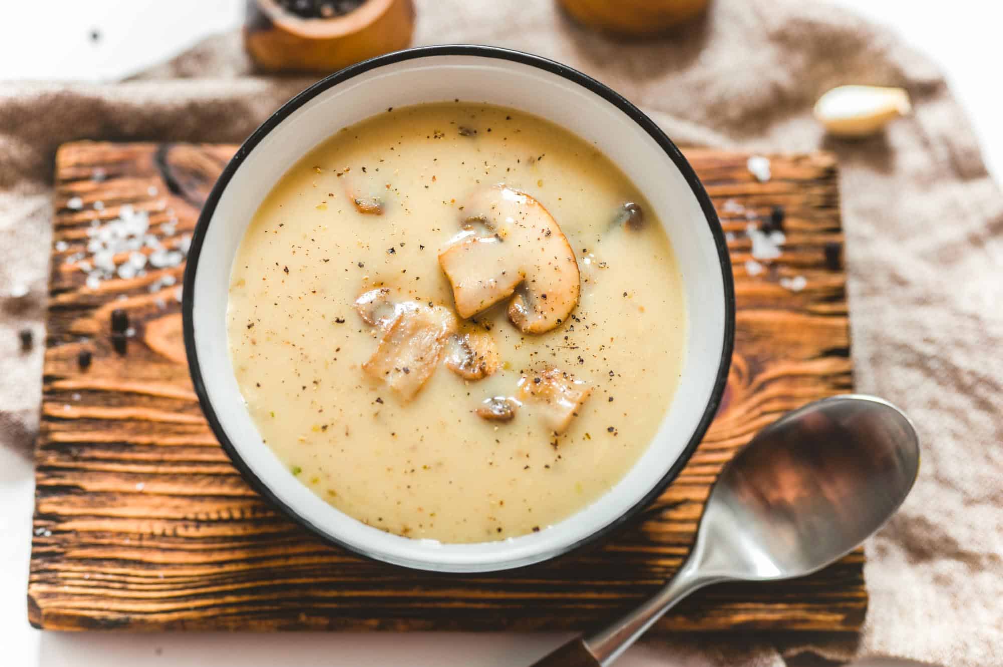 vegan cream of mushroom soup