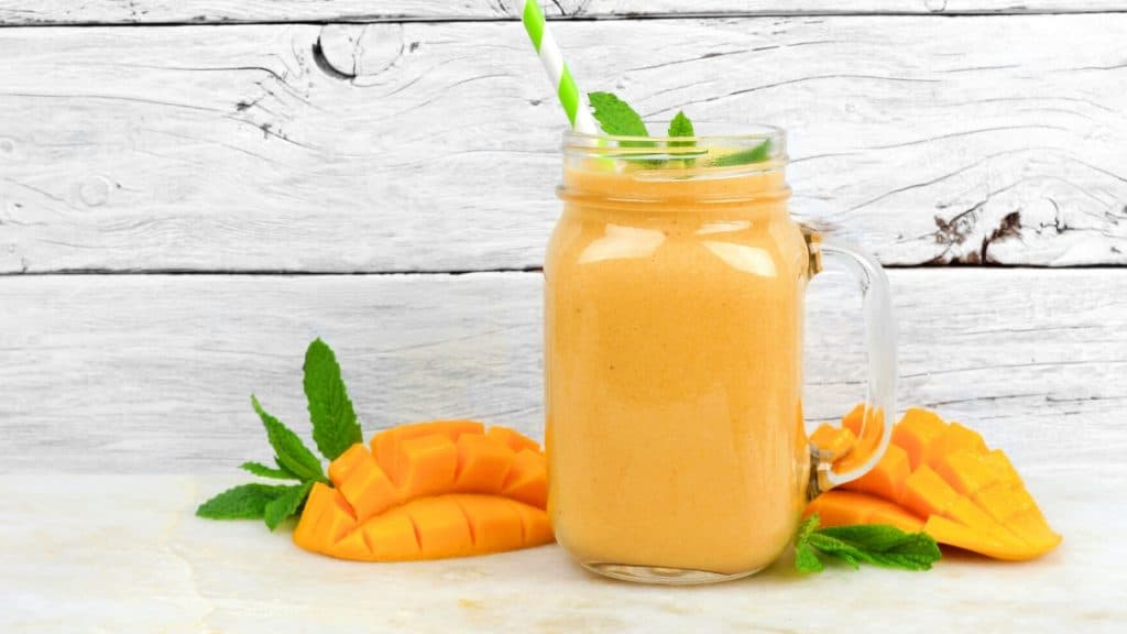 Tropical Mango Smoothie - World of Vegan