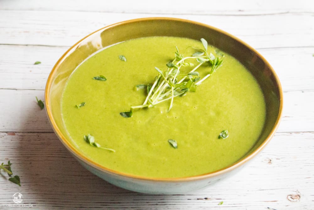 green detox soup