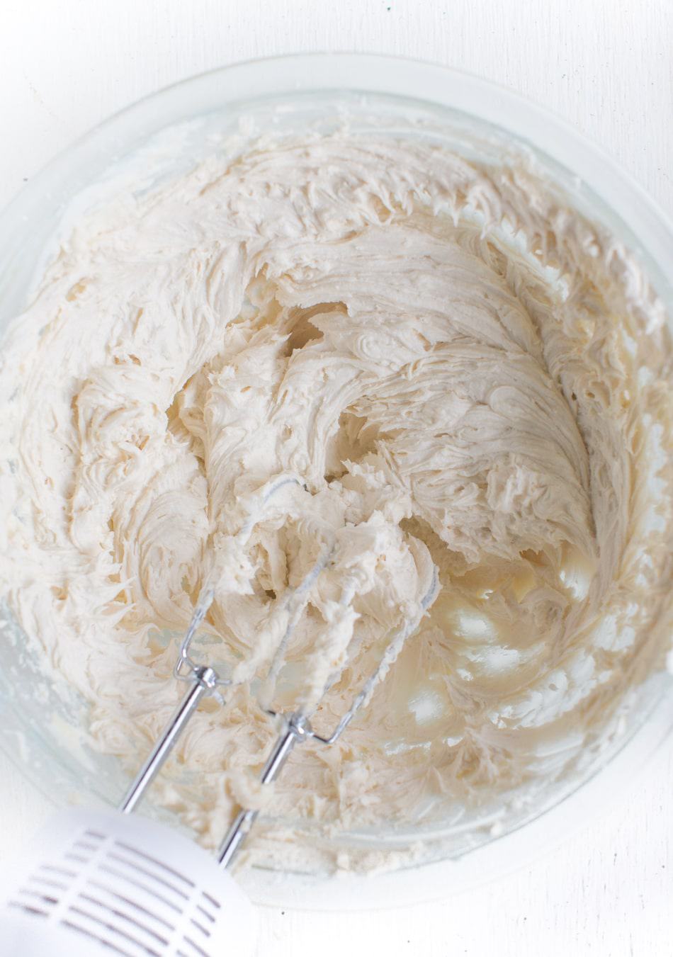 Vegan Buttercream Frosting | WorldofVegan.com | #vegan #frosting #dessert #recipes #dairyfree