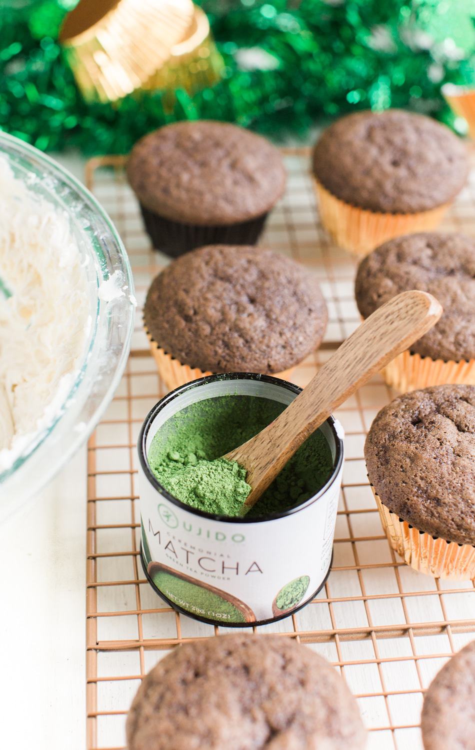 Vegan Chocolate Cupcakes With Matca Frosting | WorldofVegan.com | #vegan #cupcakes #dessert #matcha #recipe #dairyfree #tea