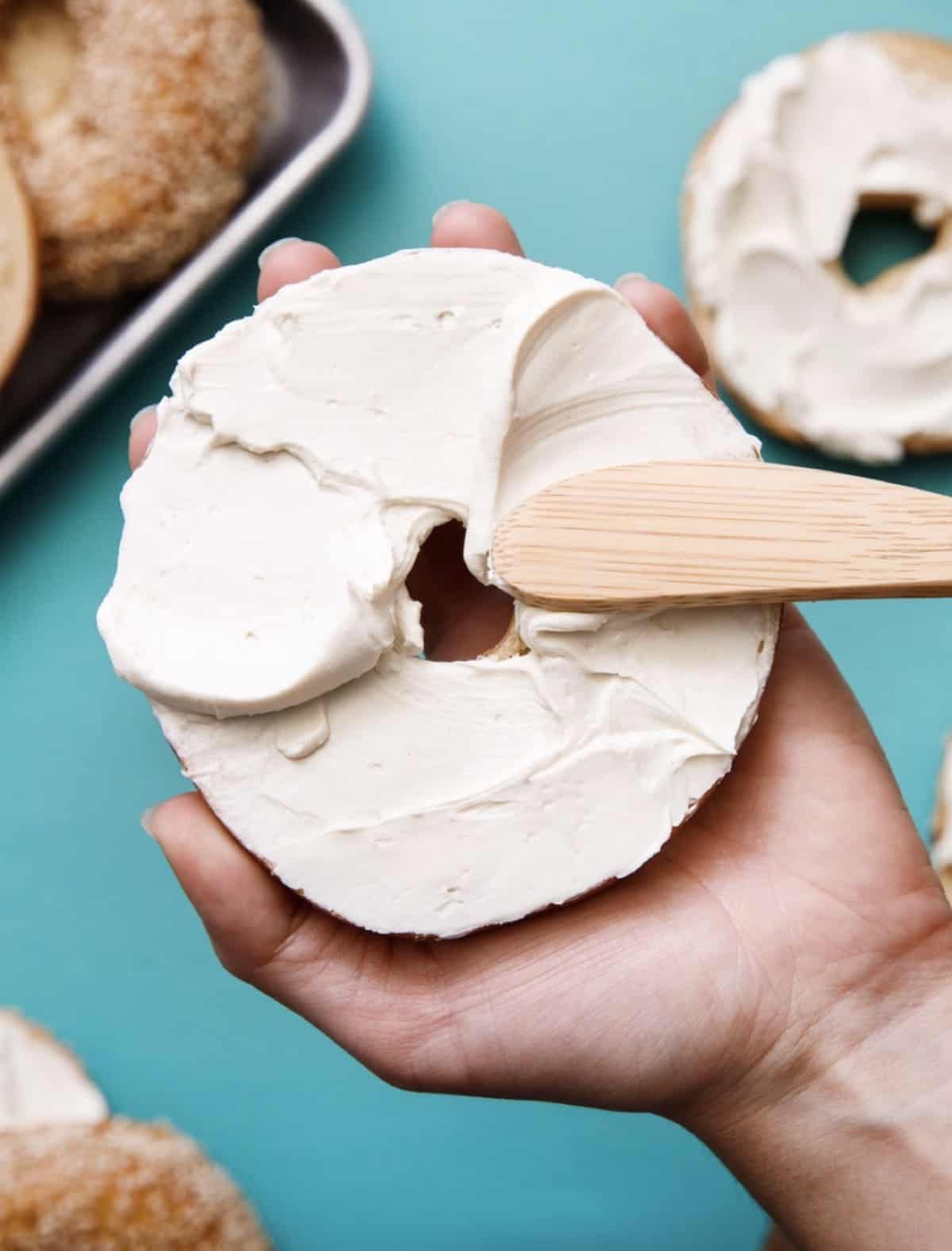 Vegan Cream Cheese {Best Dairy-Free Cream Cheese Brands & Recipe}