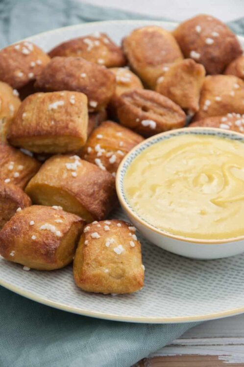 Vegan Soft Pretzel Bites With Cheese Dip