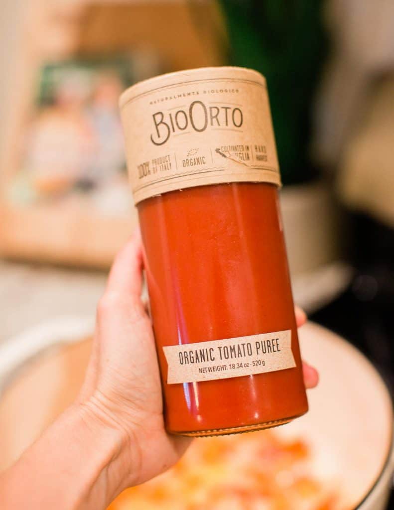 bio orto authentic italian tomato puree from magnifico foods