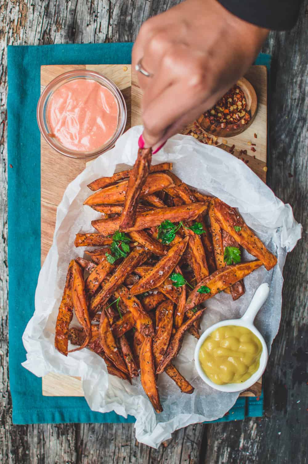 The Perfect Sweet Potato Fries Recipe | World of Vegan | #sweet #potato #fries #side #worldofvegan