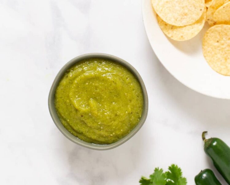 Vegan Soft Pretzel Bites With Cheese Dip