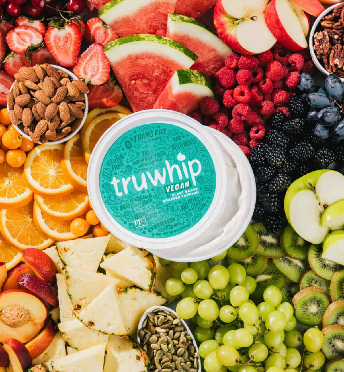 Fruit platter with vegan whipped cream from the brand Truwhip. 