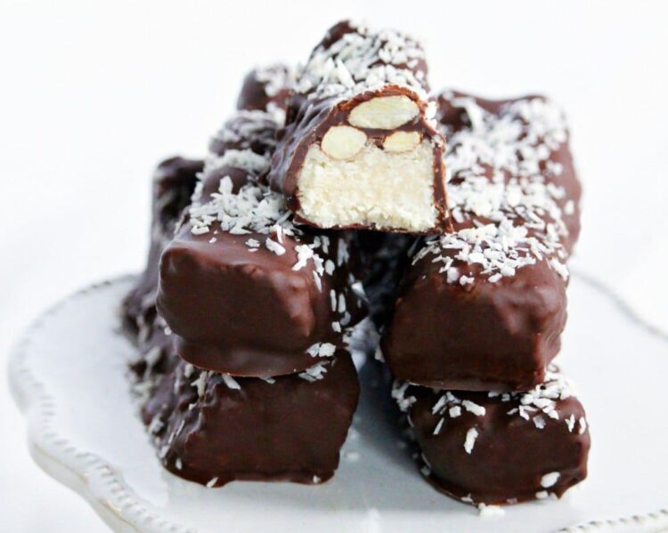 Vegan Almond Joy Bars Recipe | Vegan Dessert | World of Vegan | #almond #dessert #candy #bar #coconut #almonjoy #vegan #worldofvegan