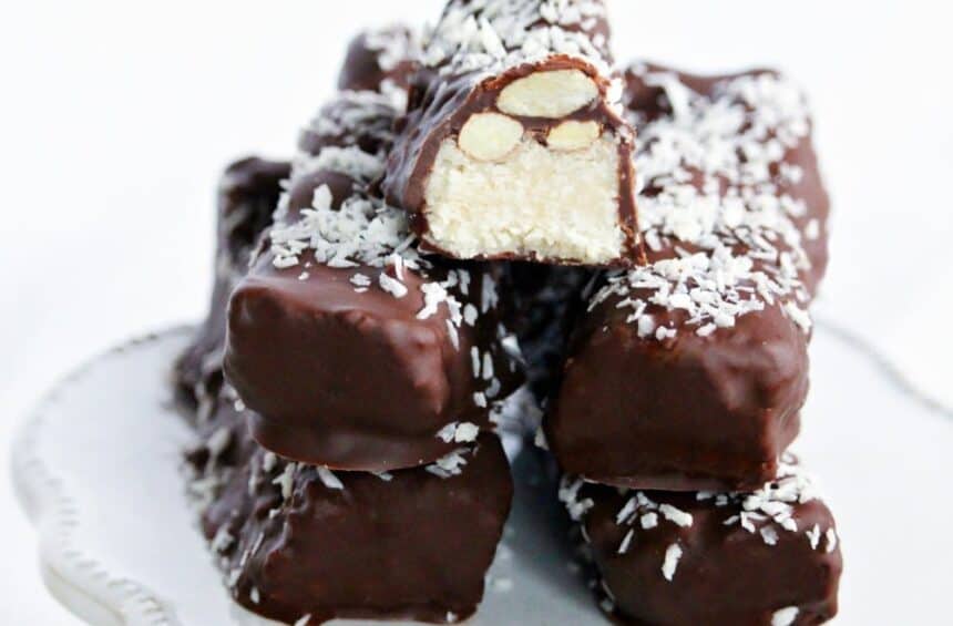 Vegan Almond Joy Bars Recipe | Vegan Dessert | World of Vegan | #almond #dessert #candy #bar #coconut #almonjoy #vegan #worldofvegan