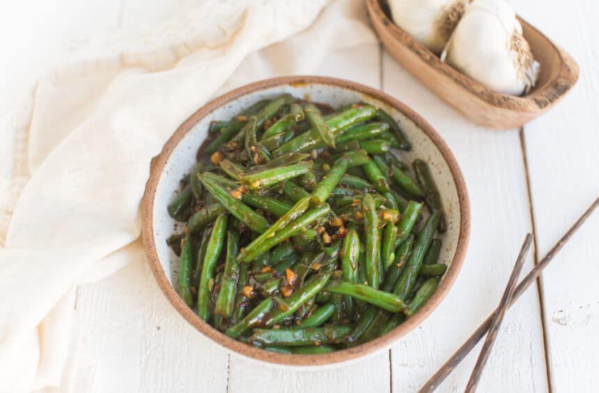 Sizzling Green Beans with Garlic Recipe