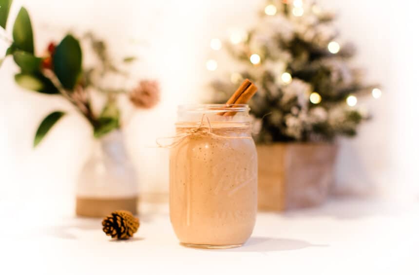 Gingerbread Smoothie Recipe | World of Vegan