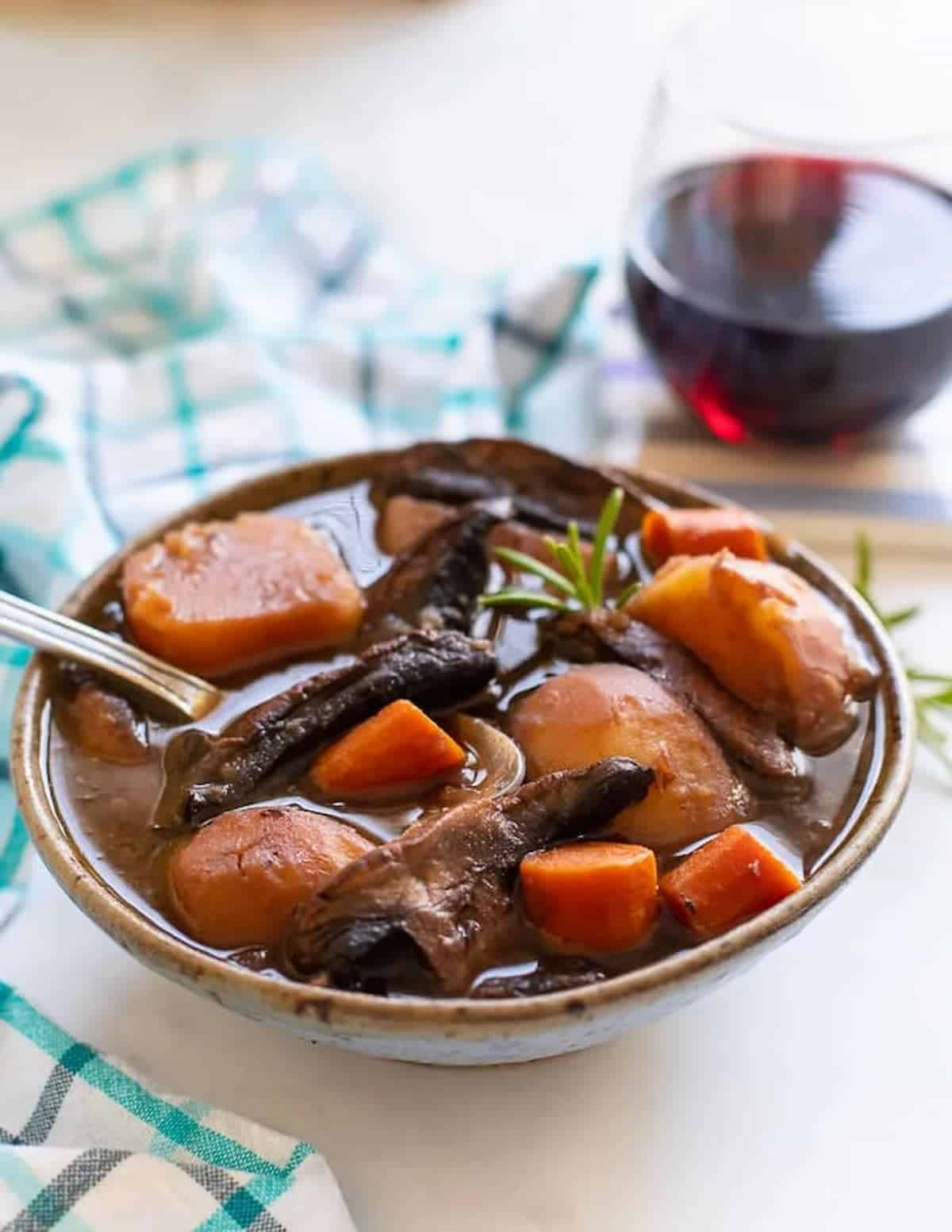 A bowl of vegan portobello pot roast.