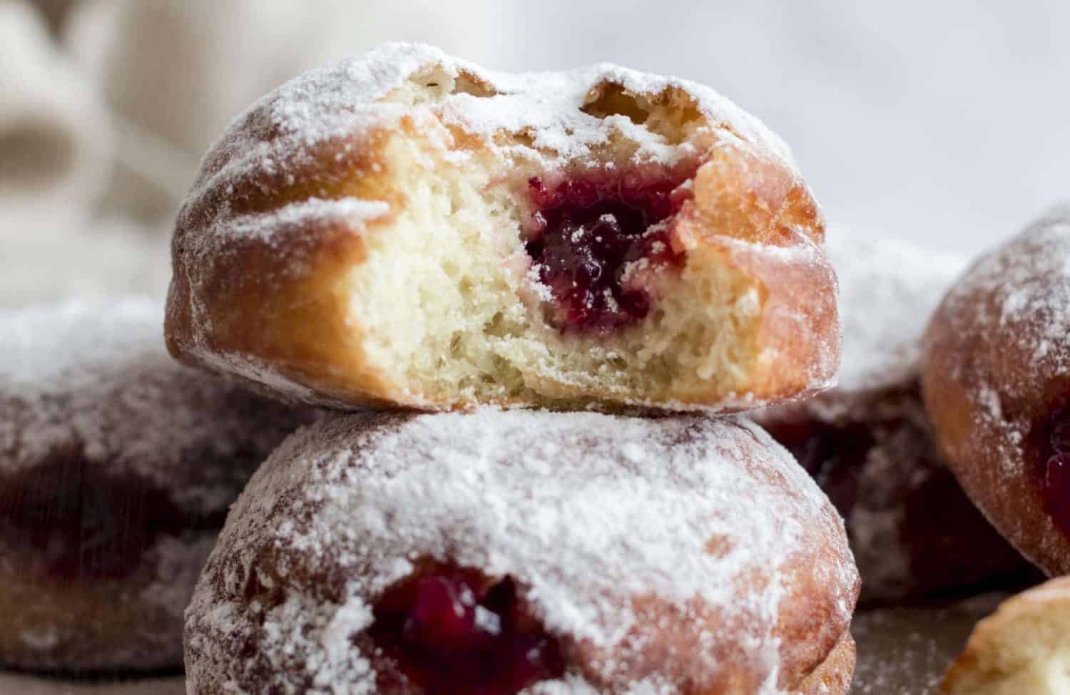 Vegan Sufganiyot Recipe for Pillowy Jelly Donuts