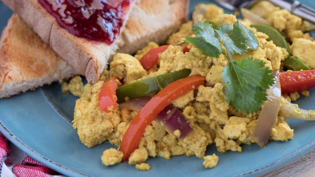 Vegan Tofu Scramble | WorldofVegan.com | #vegan #vegetarian #tofu #recipes #healthy 